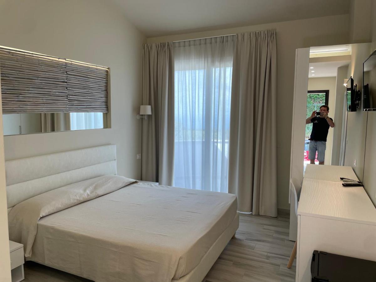 Brattiro Borgo San Cosmo Tropea Bed & Breakfast エクステリア 写真