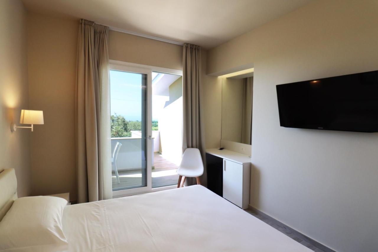 Brattiro Borgo San Cosmo Tropea Bed & Breakfast エクステリア 写真