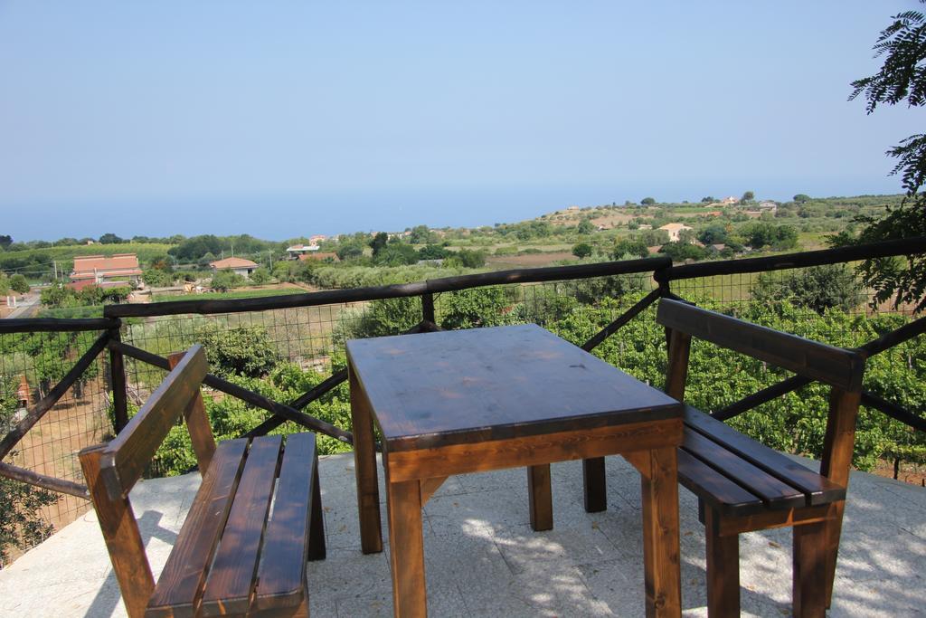 Brattiro Borgo San Cosmo Tropea Bed & Breakfast エクステリア 写真