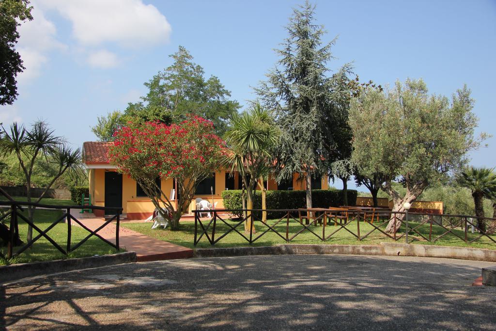 Brattiro Borgo San Cosmo Tropea Bed & Breakfast エクステリア 写真