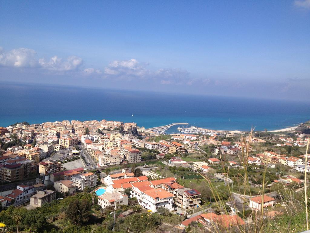 Brattiro Borgo San Cosmo Tropea Bed & Breakfast エクステリア 写真